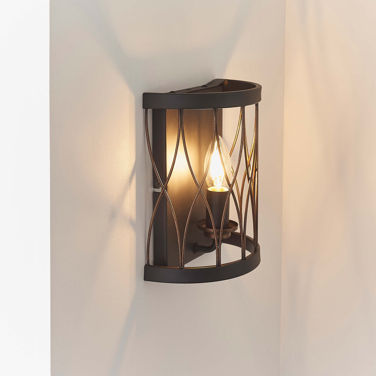 Wigbrecht Flush Mounted Sconce